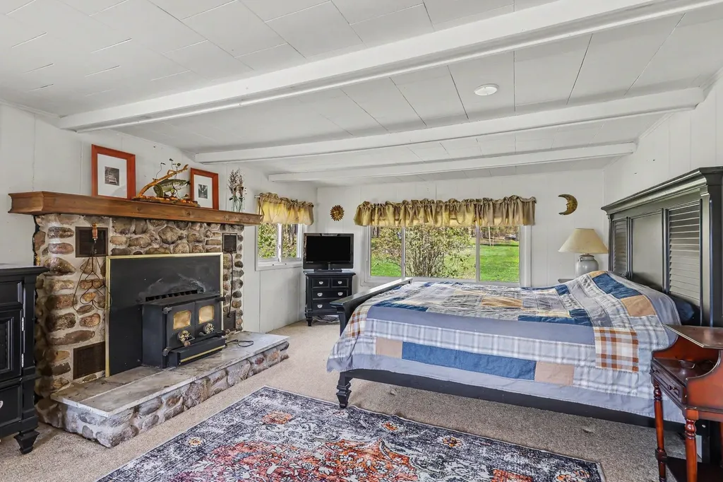 8101 Long Lake Road Plainfield Township MI 48739