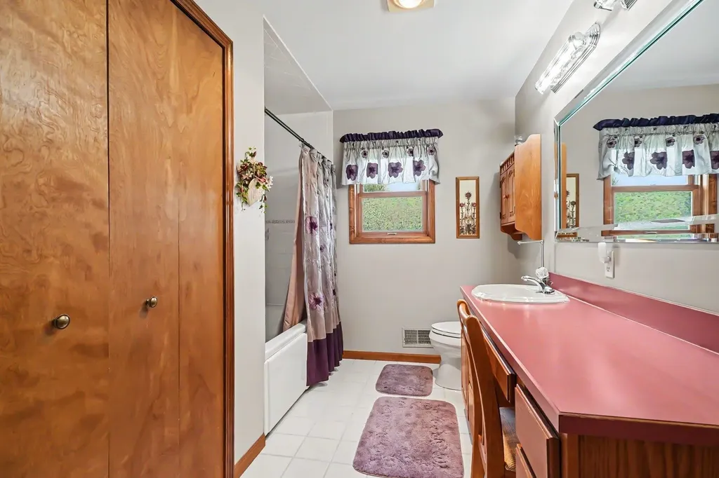 437 4th Street Cumming Township MI 48635