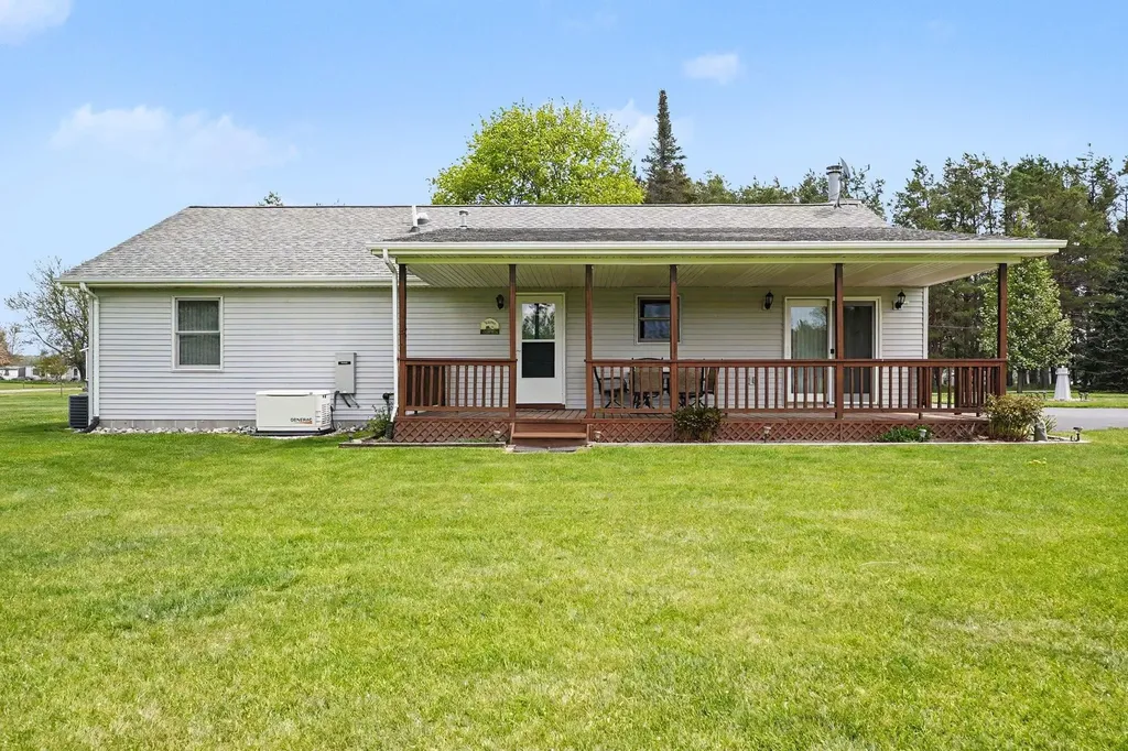 437 4th Street Cumming Township MI 48635
