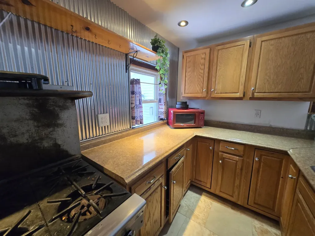 1008 Clifford Street Unknown City MI 48730