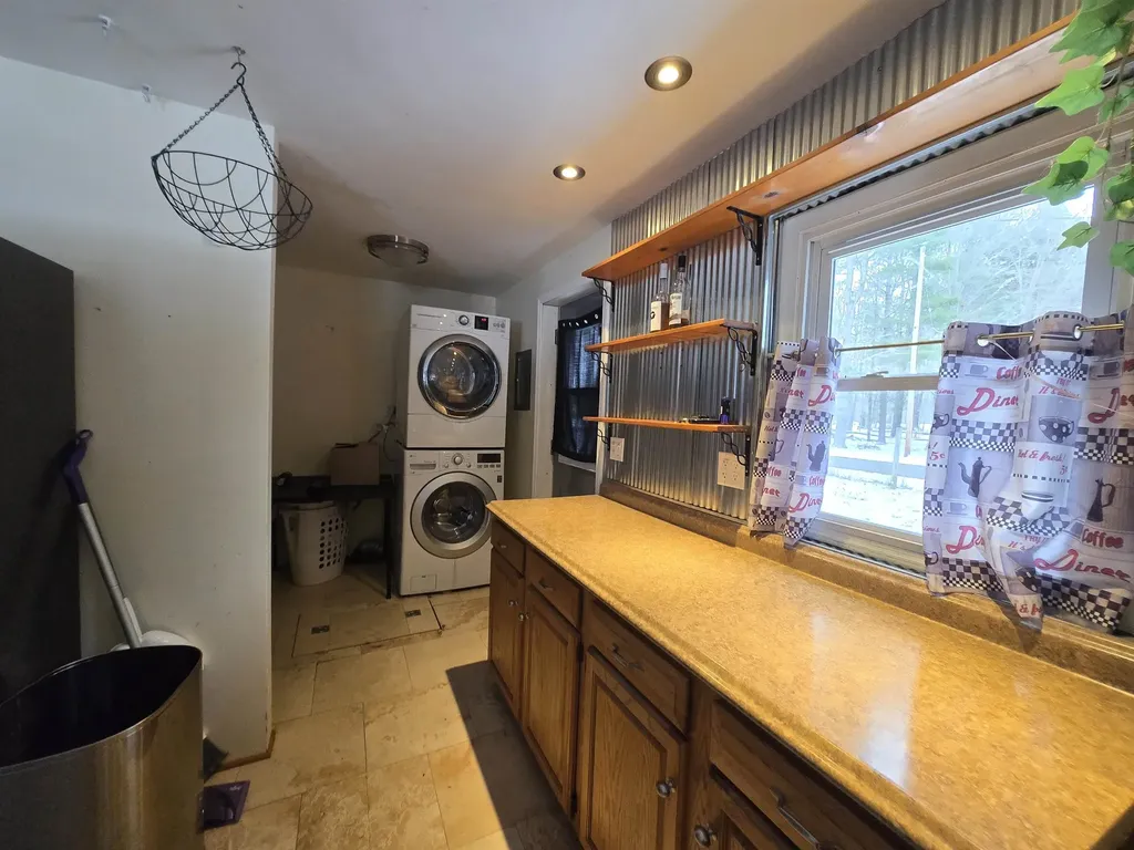 1008 Clifford Street Unknown City MI 48730