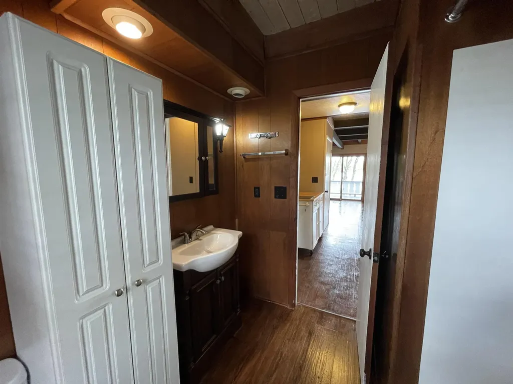 6341 Eagles Nest Moffatt Township MI 48610