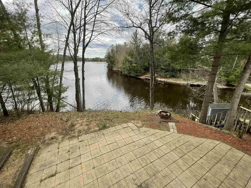 6341 Eagles Nest Moffatt Township MI 48610