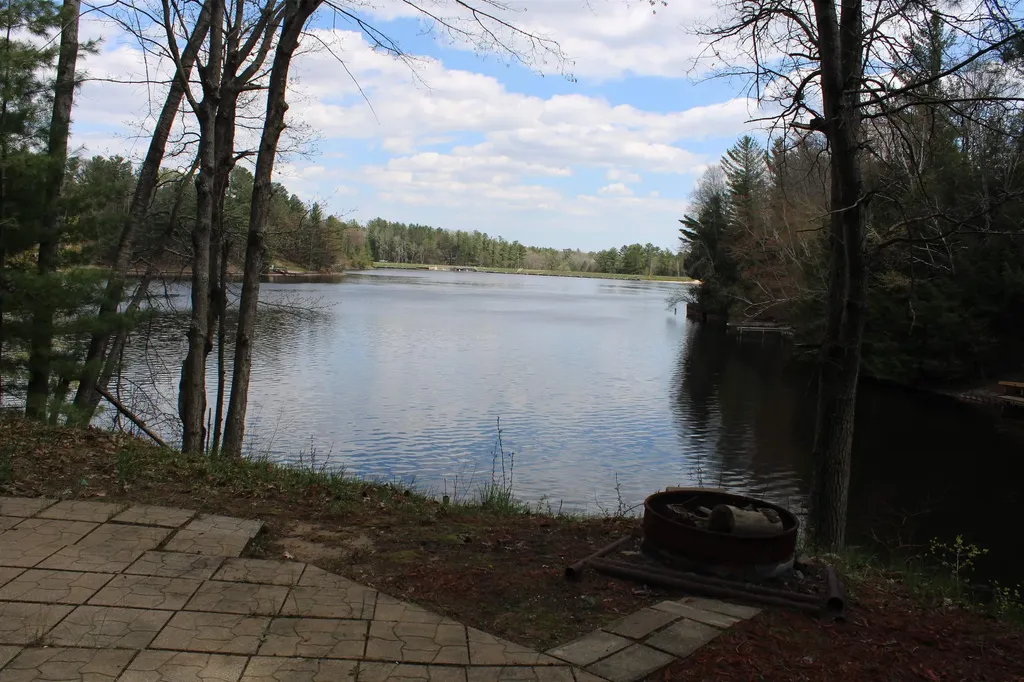 6341 Eagles Nest Moffatt Township MI 48610