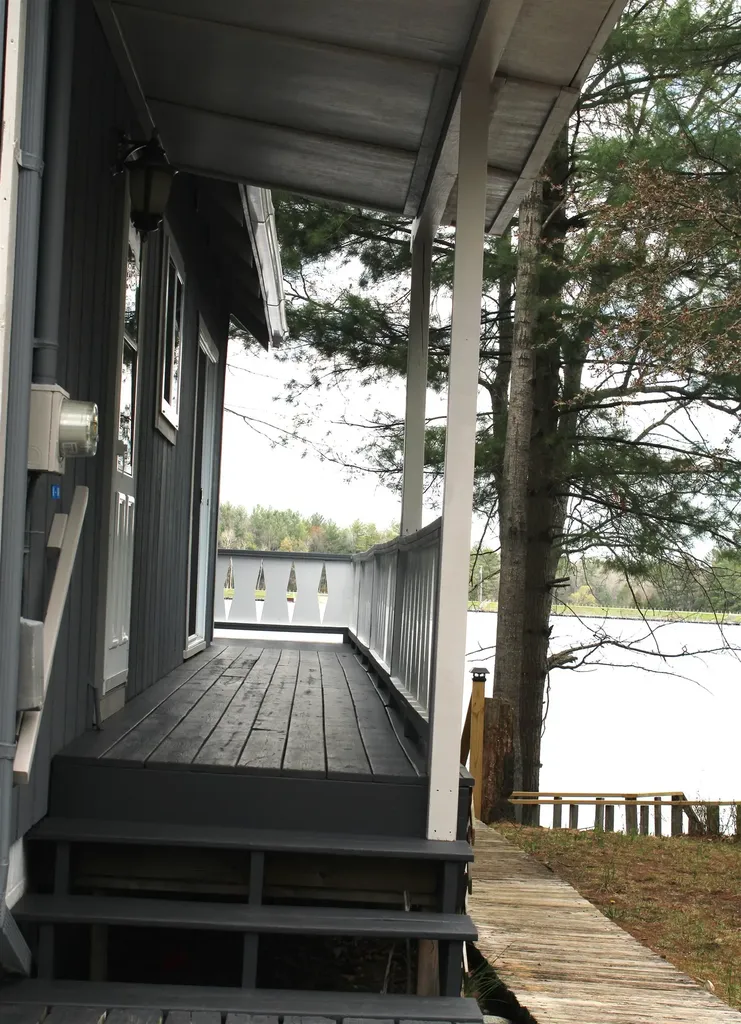 6341 Eagles Nest Moffatt Township MI 48610