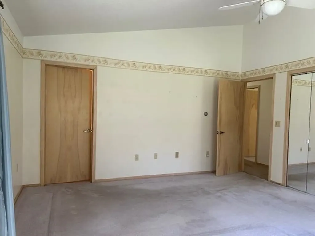 1095 E Lincoln Street Unknown City MI 48730