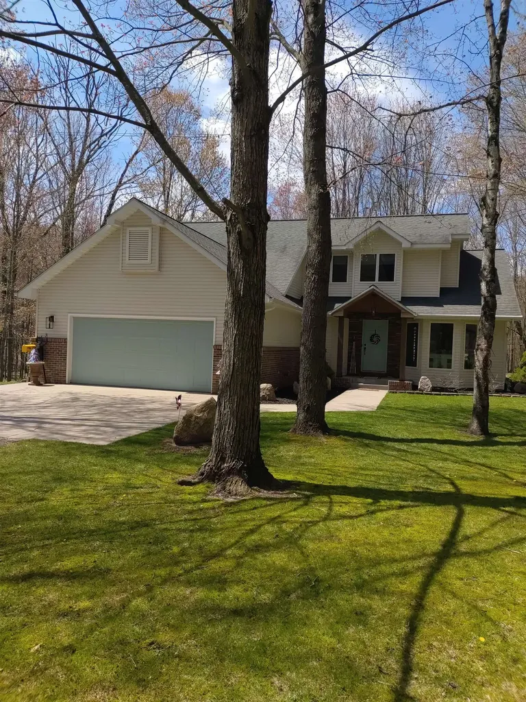 5490 Oak Lincoln Township MI 48622