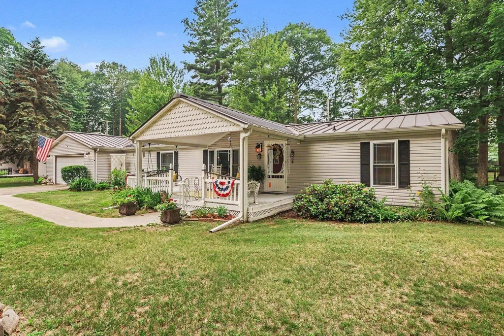 2423 West Drive Whitney Township MI 48763