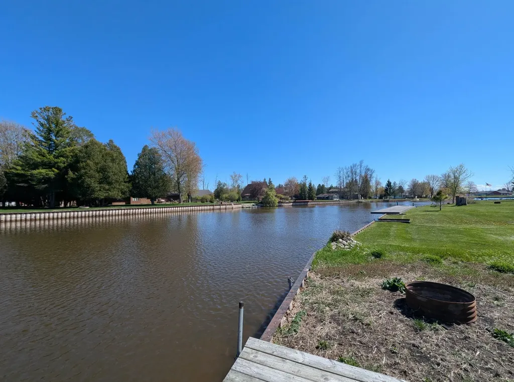 819 Augres River Drive Au Gres Township MI 48703