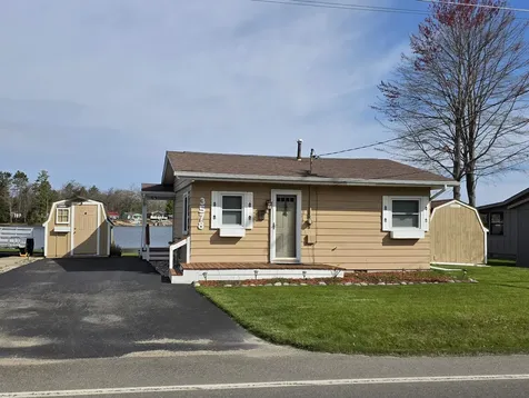 3578 Saginaw Street Grant Township MI 48748