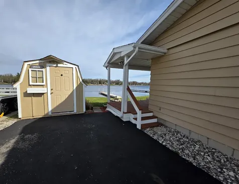 3578 Saginaw Street Grant Township MI 48748