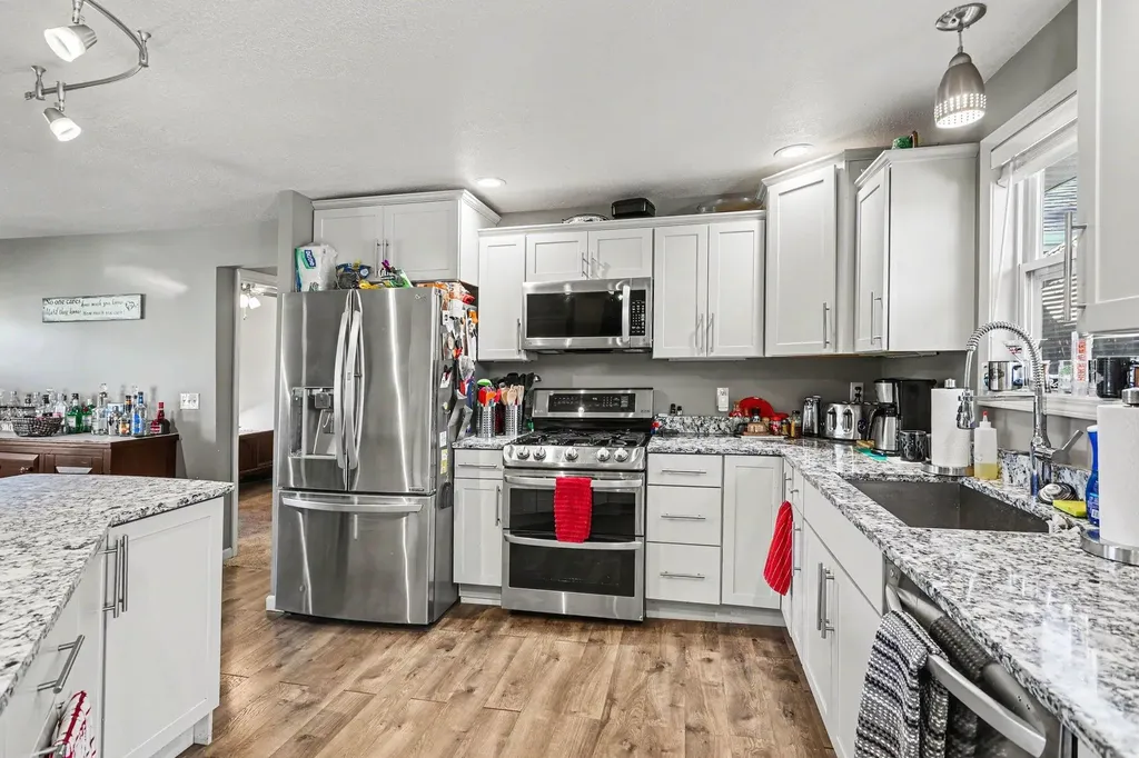 902 W 1st Street Tawas Township MI 48763