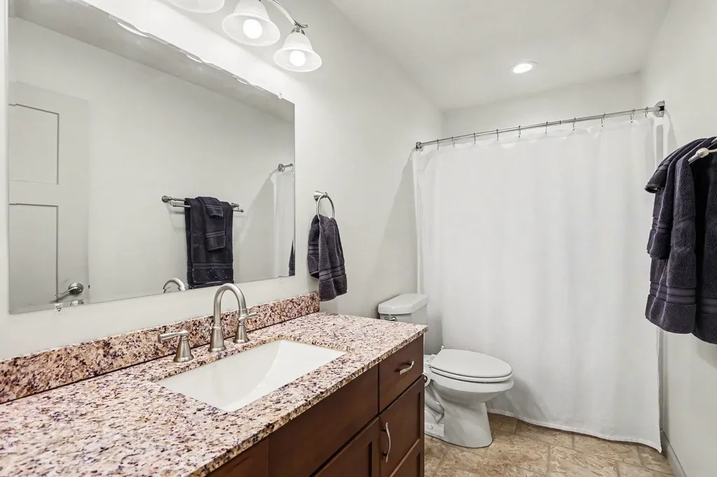 902 W 1st Street Tawas Township MI 48763