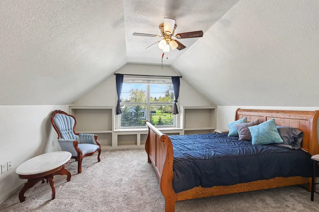 902 W 1st Street Tawas Township MI 48763