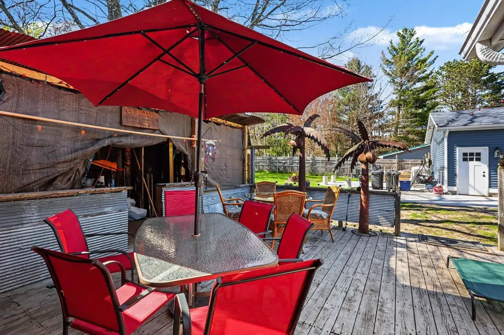 902 W 1st Street Tawas Township MI 48763