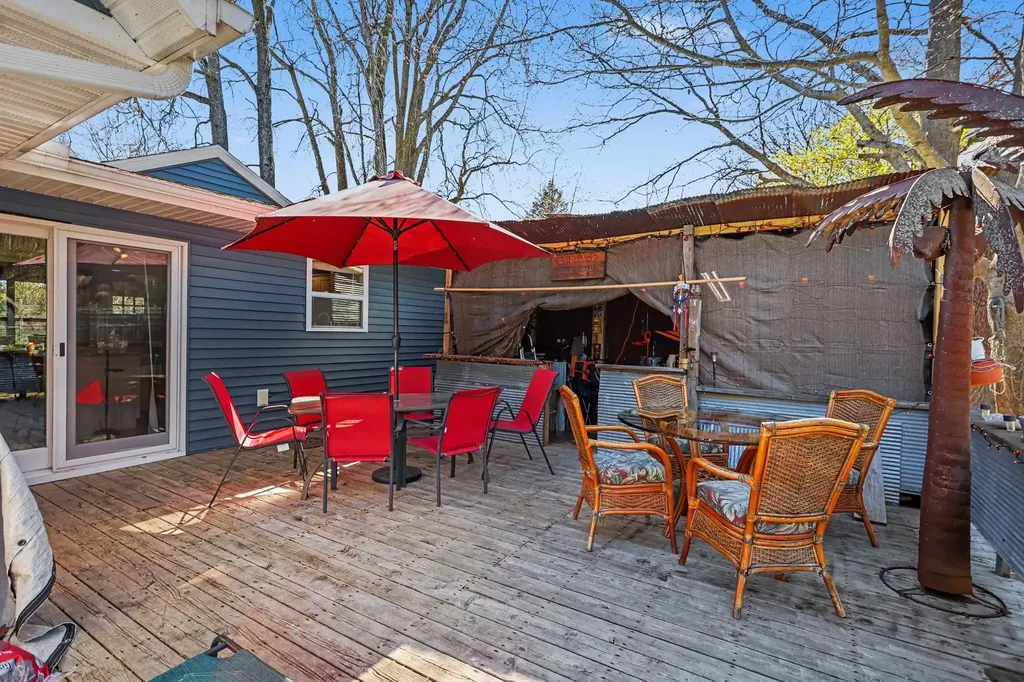 902 W 1st Street Tawas Township MI 48763