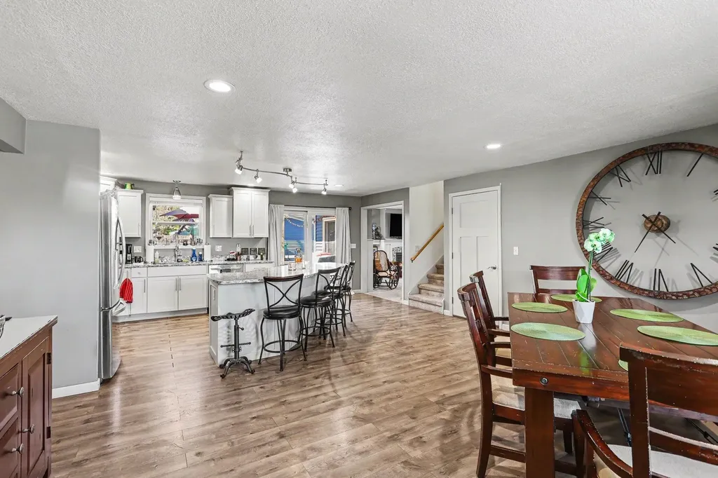 902 W 1st Street Tawas Township MI 48763