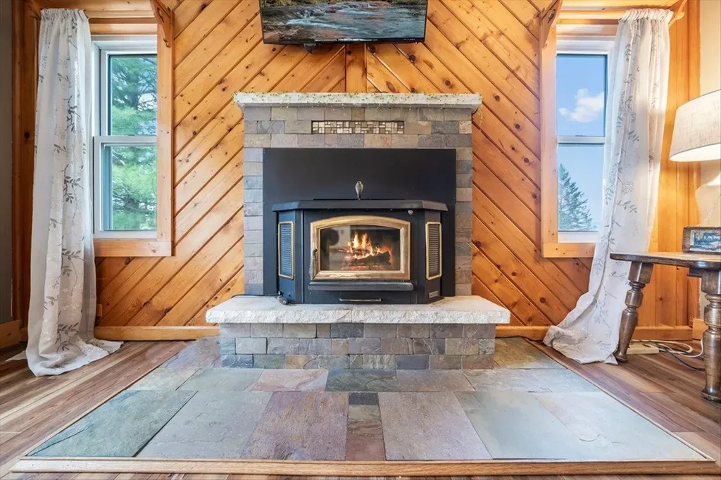 1007 W 1st Street Tawas Township MI 48763