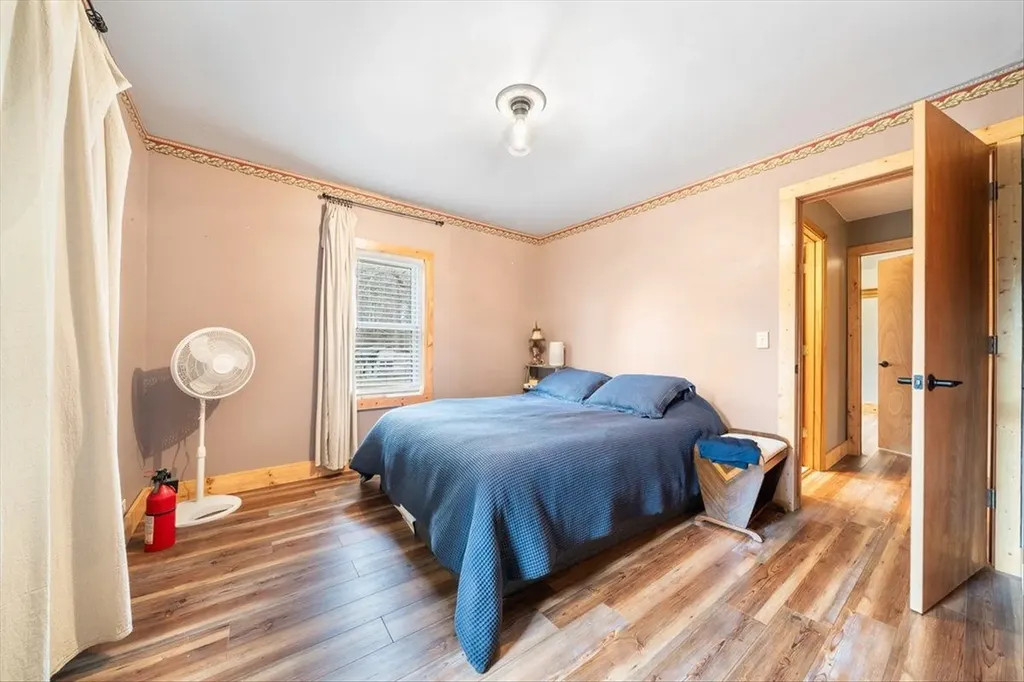 1007 W 1st Street Tawas Township MI 48763