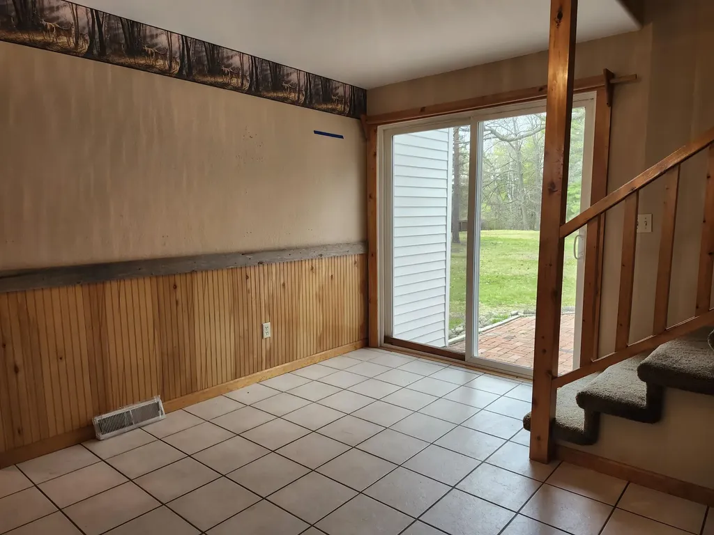 1007 W 1st Street Tawas Township MI 48763