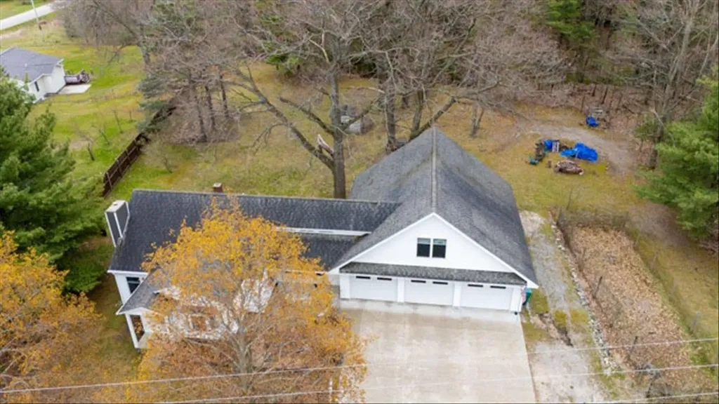 1007 W 1st Street Tawas Township MI 48763