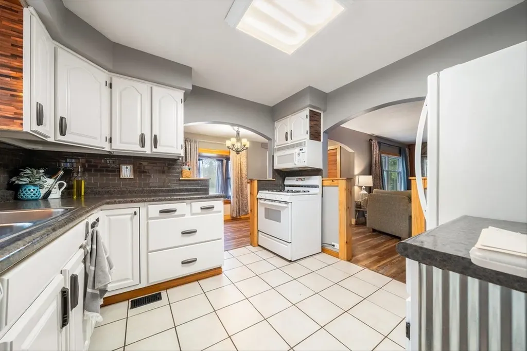 1007 W 1st Street Tawas Township MI 48763