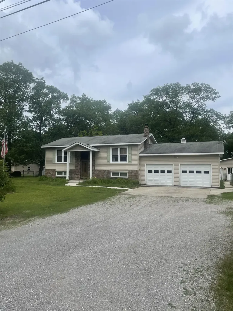 5700 W Weir Road Oscoda Charter Township MI 48750