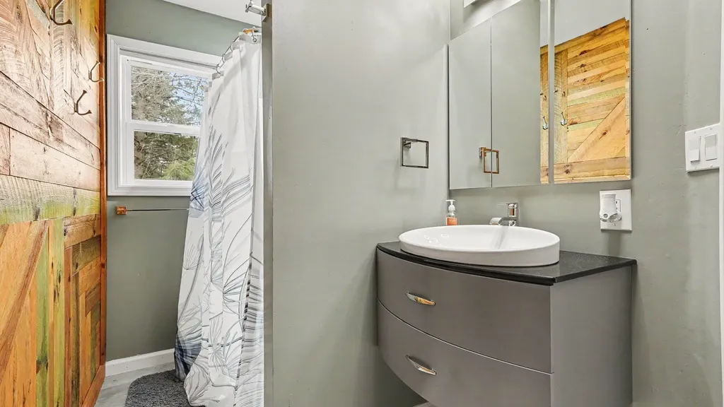 4419 E State Road Logan Township MI 48739