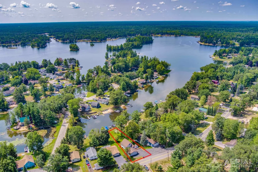 1984 N Ogemaw Trail Churchill Township MI 48661