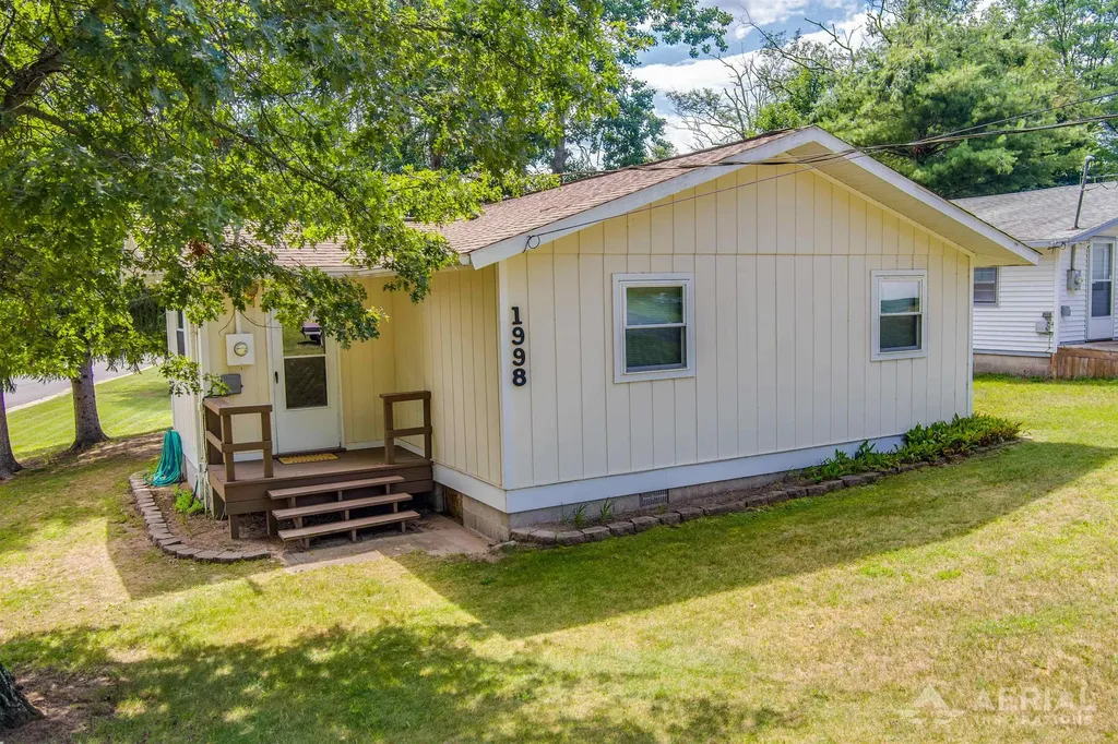 1998 N Ogemaw Trail Churchill Township MI 48661