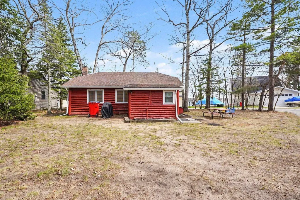 1681 Louks Street Grant Township MI 48748