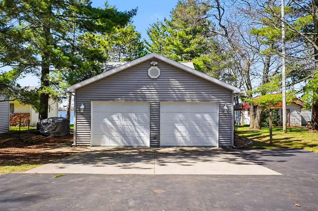 6591 Loud Drive Oscoda Charter Township MI 48750