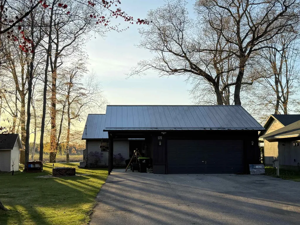 575 Rainbow Drive Unknown City MI 48730