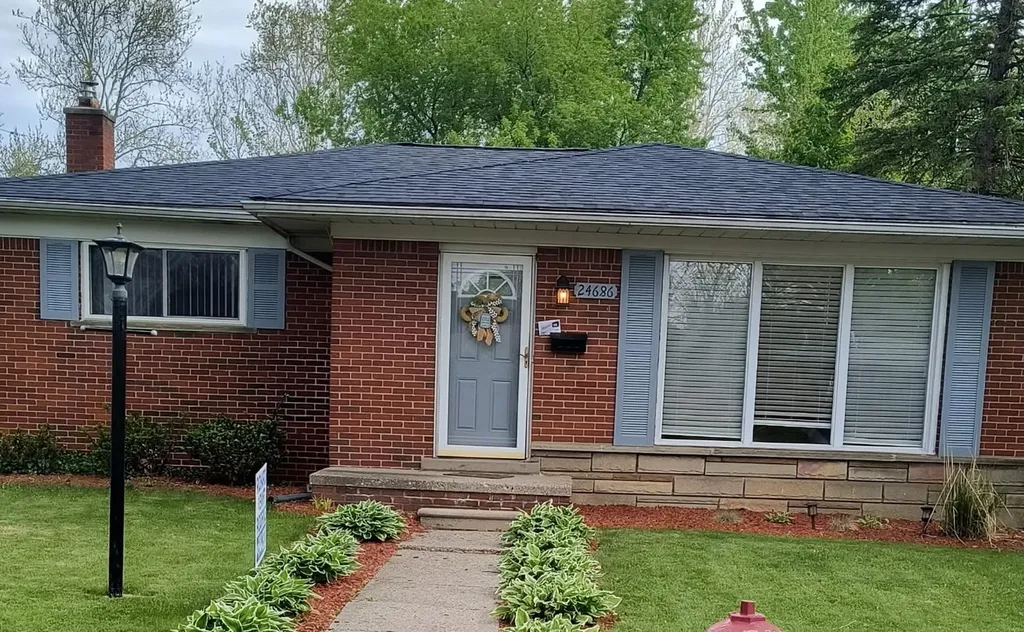 24686 Donald Drive Redford Charter Township MI 48239