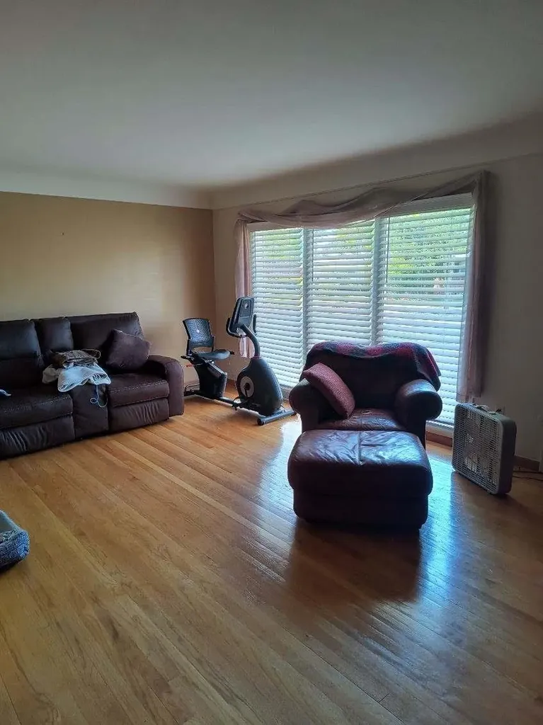 24686 Donald Drive Redford Charter Township MI 48239
