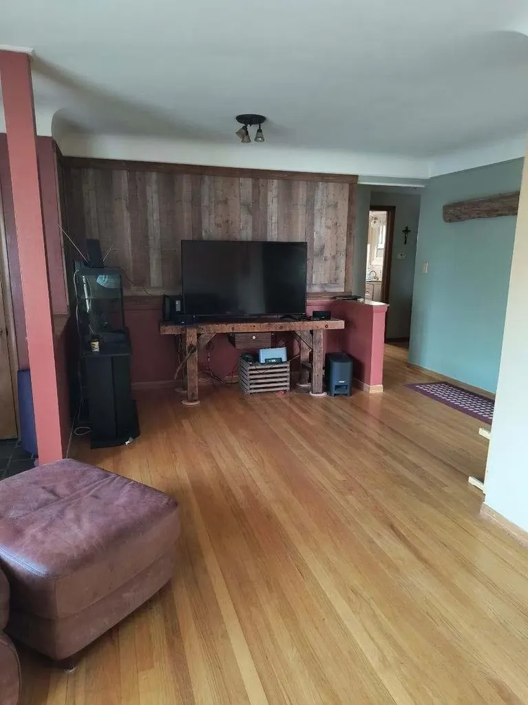 24686 Donald Drive Redford Charter Township MI 48239