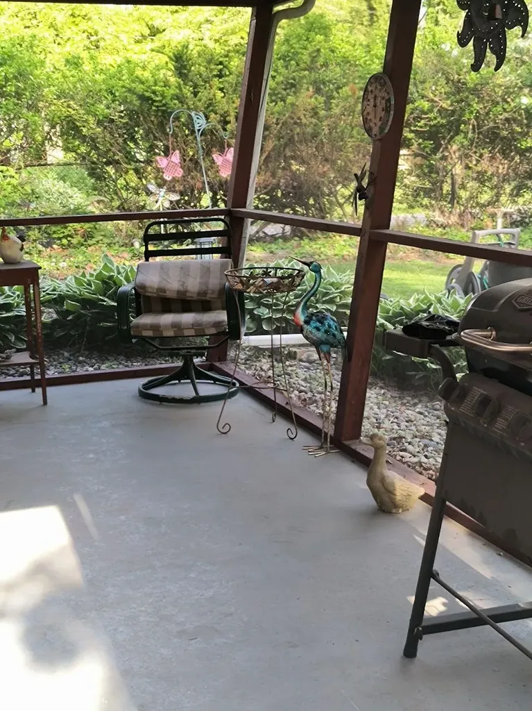 24686 Donald Drive Redford Charter Township MI 48239