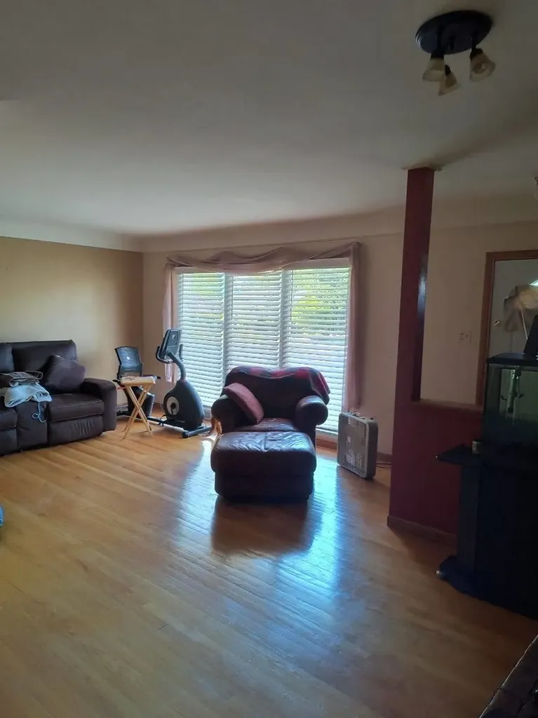 24686 Donald Drive Redford Charter Township MI 48239
