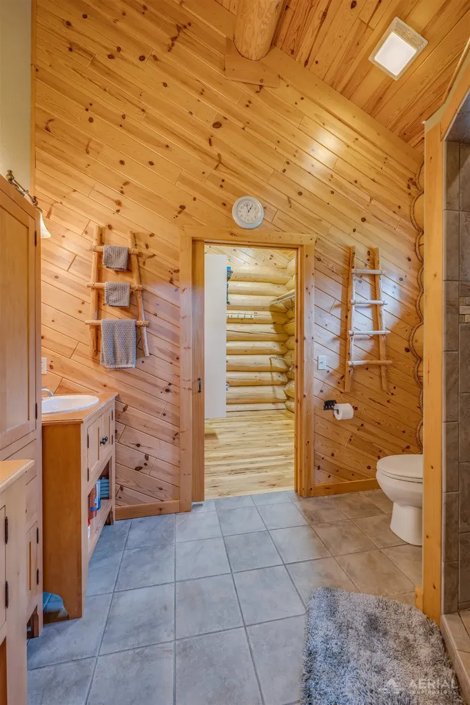 5565 Rau Road Edwards Township MI 48661