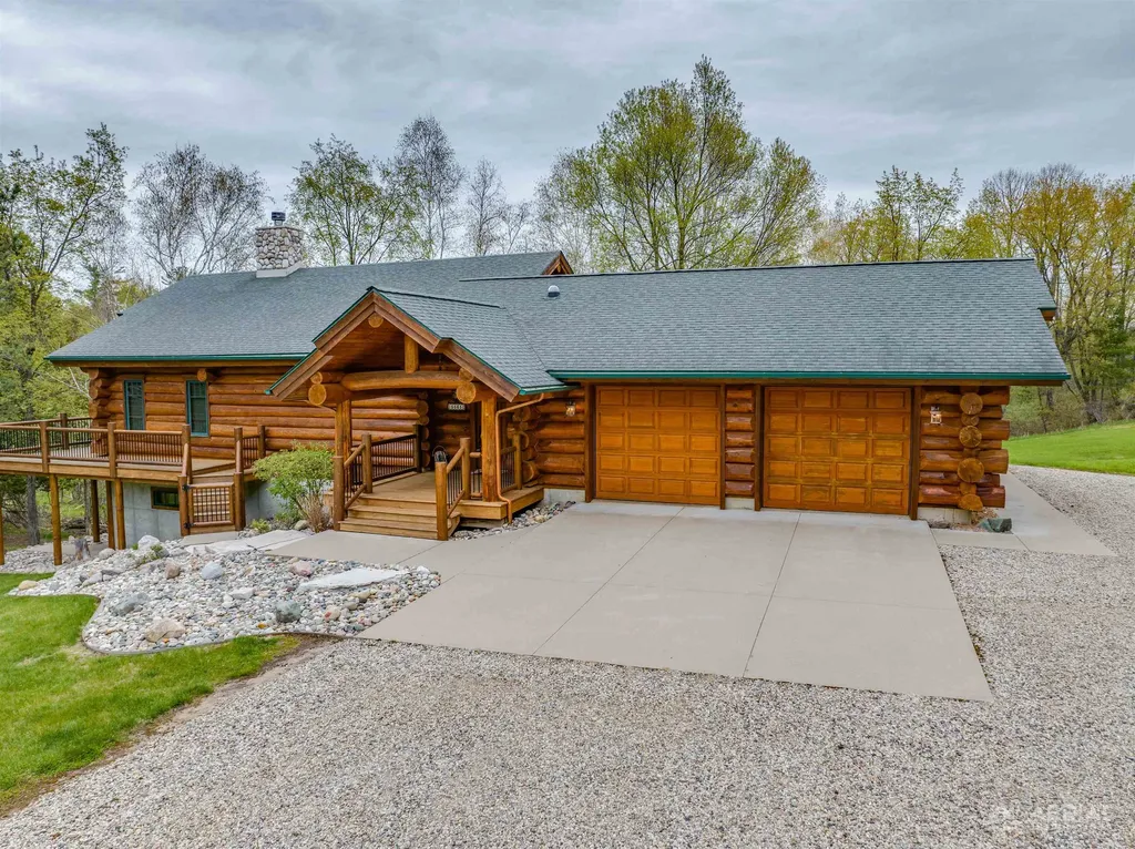 5565 Rau Road Edwards Township MI 48661