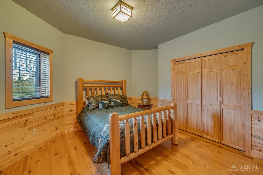 5565 Rau Road Edwards Township MI 48661