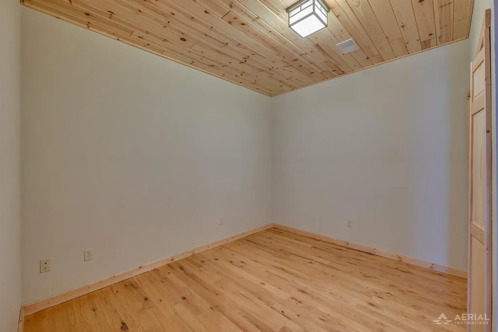 5565 Rau Road Edwards Township MI 48661