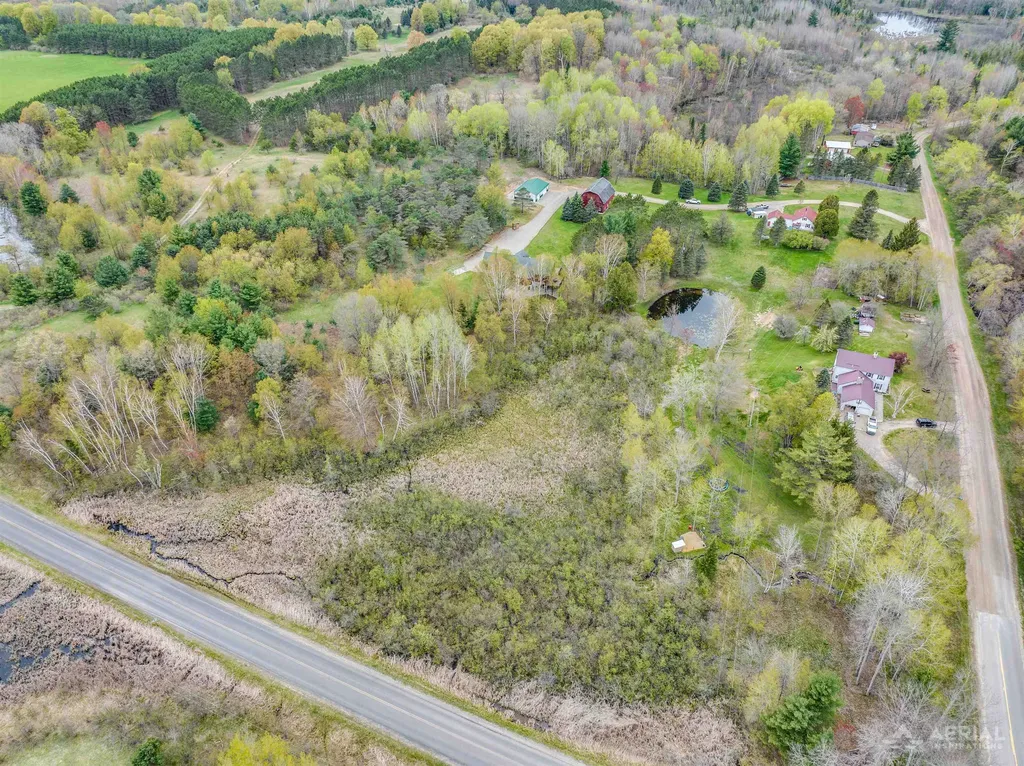 5565 Rau Road Edwards Township MI 48661