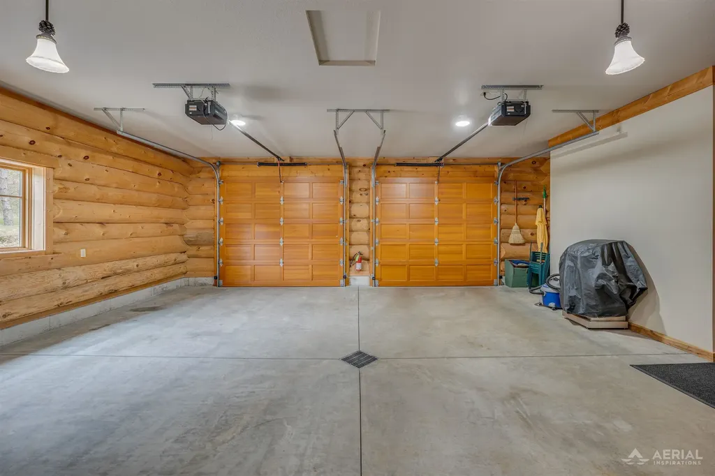 5565 Rau Road Edwards Township MI 48661