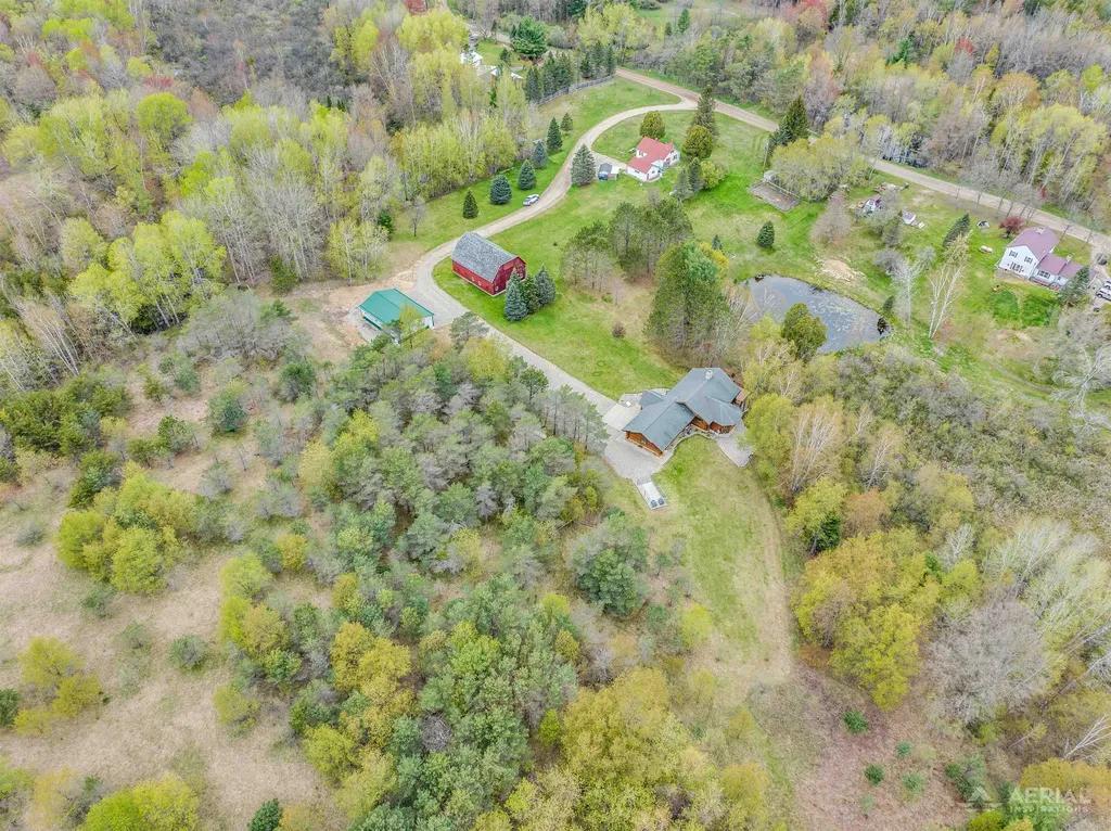 5565 Rau Road Edwards Township MI 48661