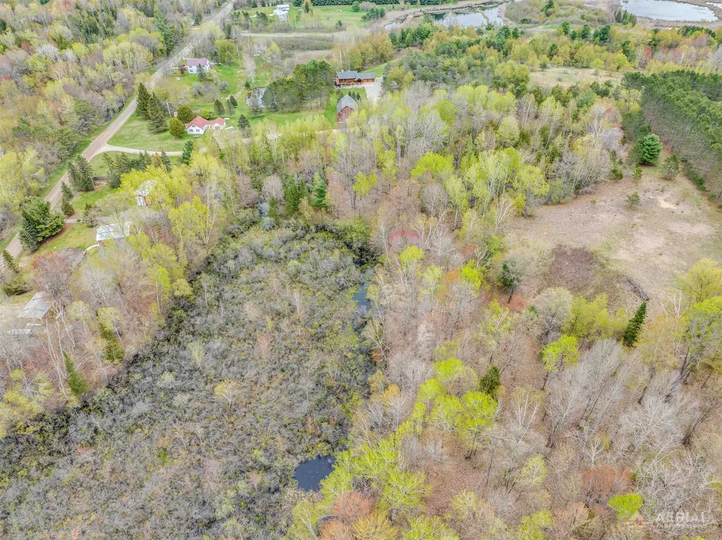 5565 Rau Road Edwards Township MI 48661