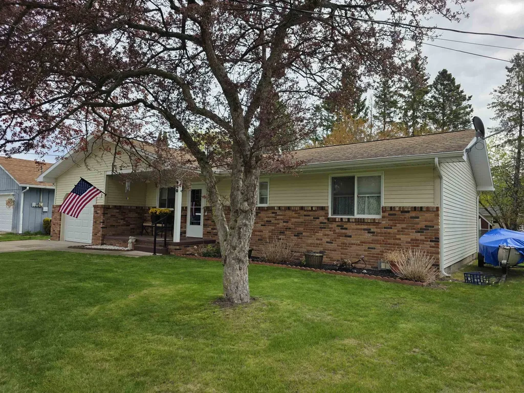 910 Smith Street Unknown City MI 48730