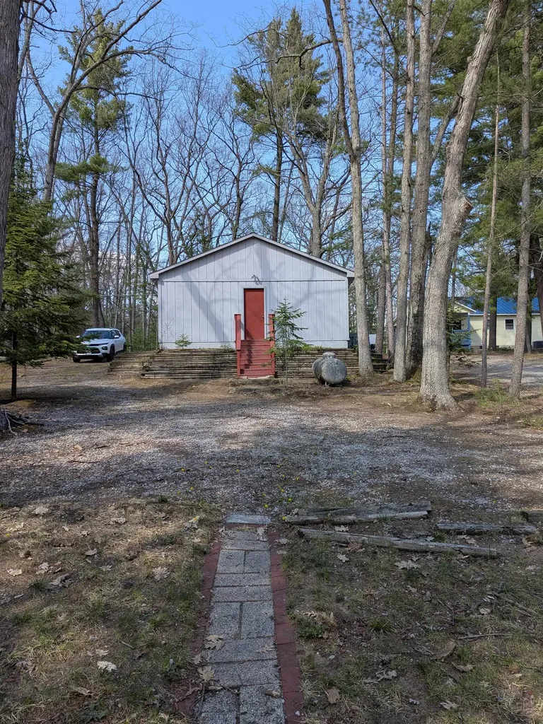 212 Clare Boulevard Lyon Township MI 48653