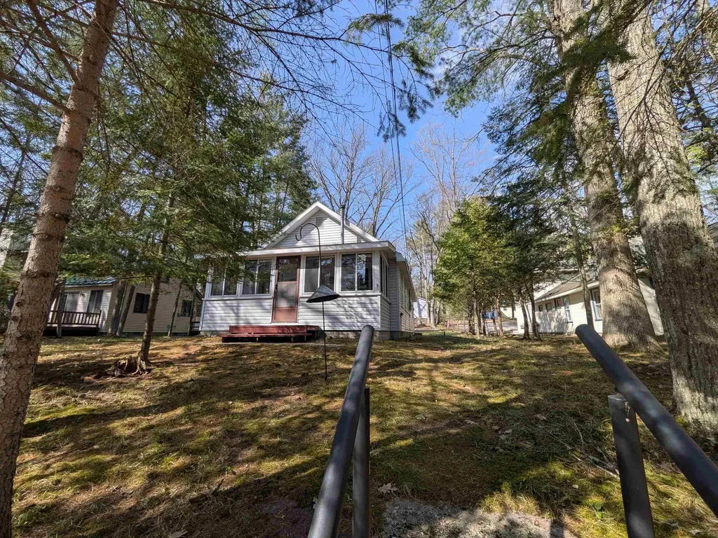 212 Clare Boulevard Lyon Township MI 48653