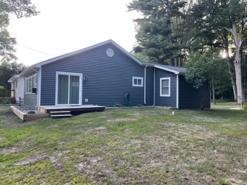 399 N Huron Whitney Township MI 48703